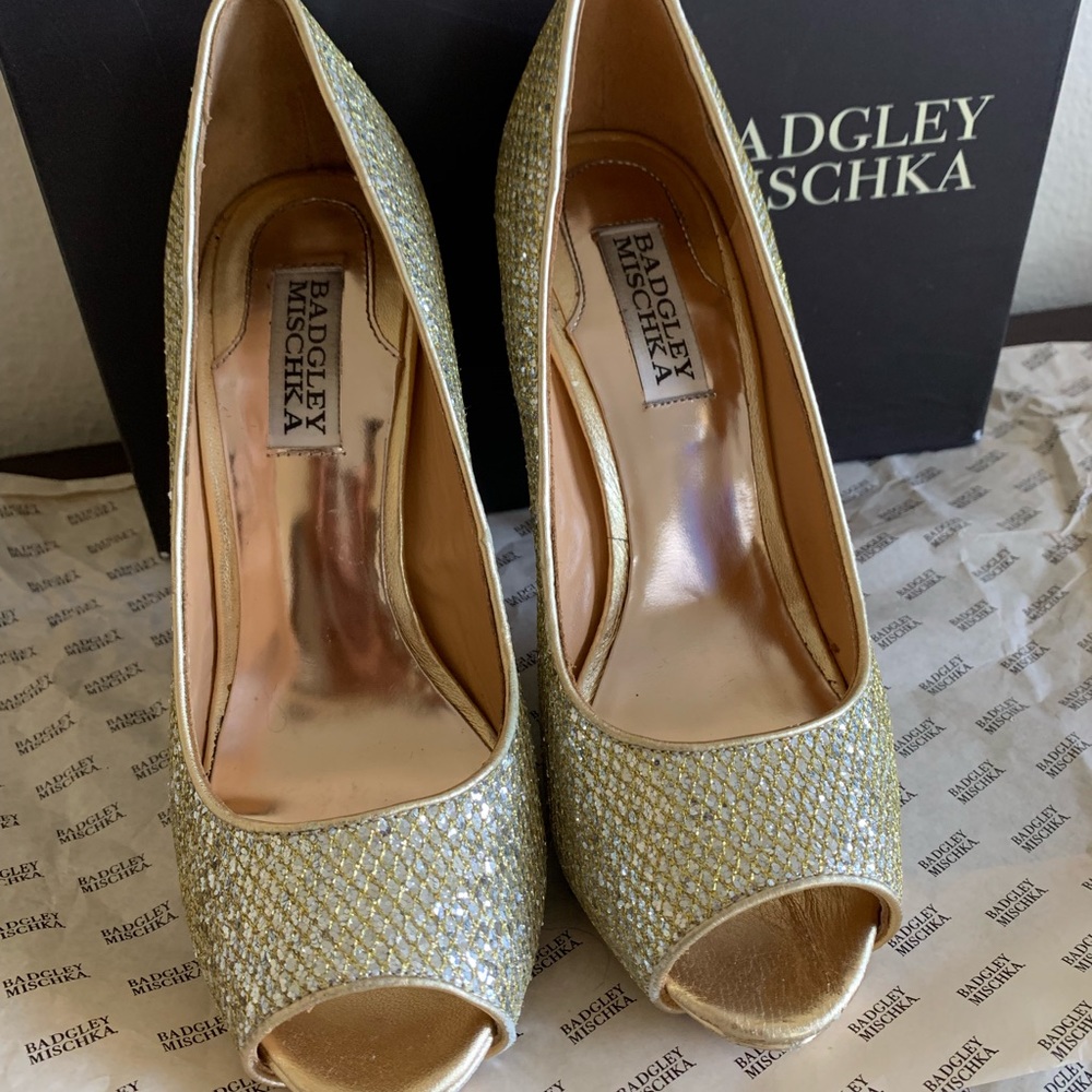 Badgley Mischka 'Humbie II' Pump